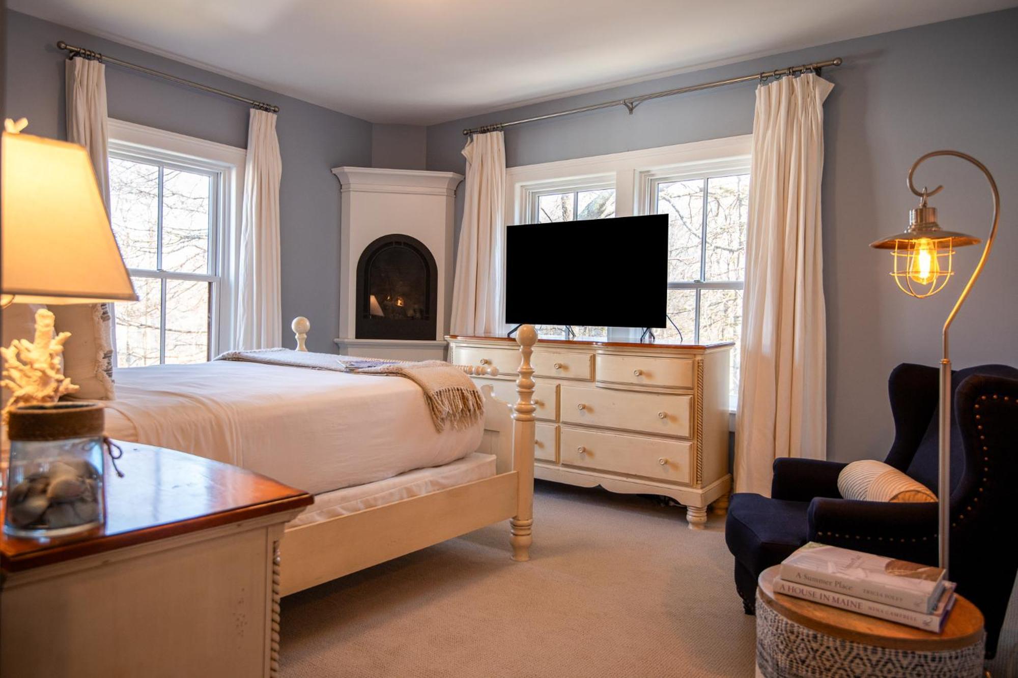 The Primrose 3*