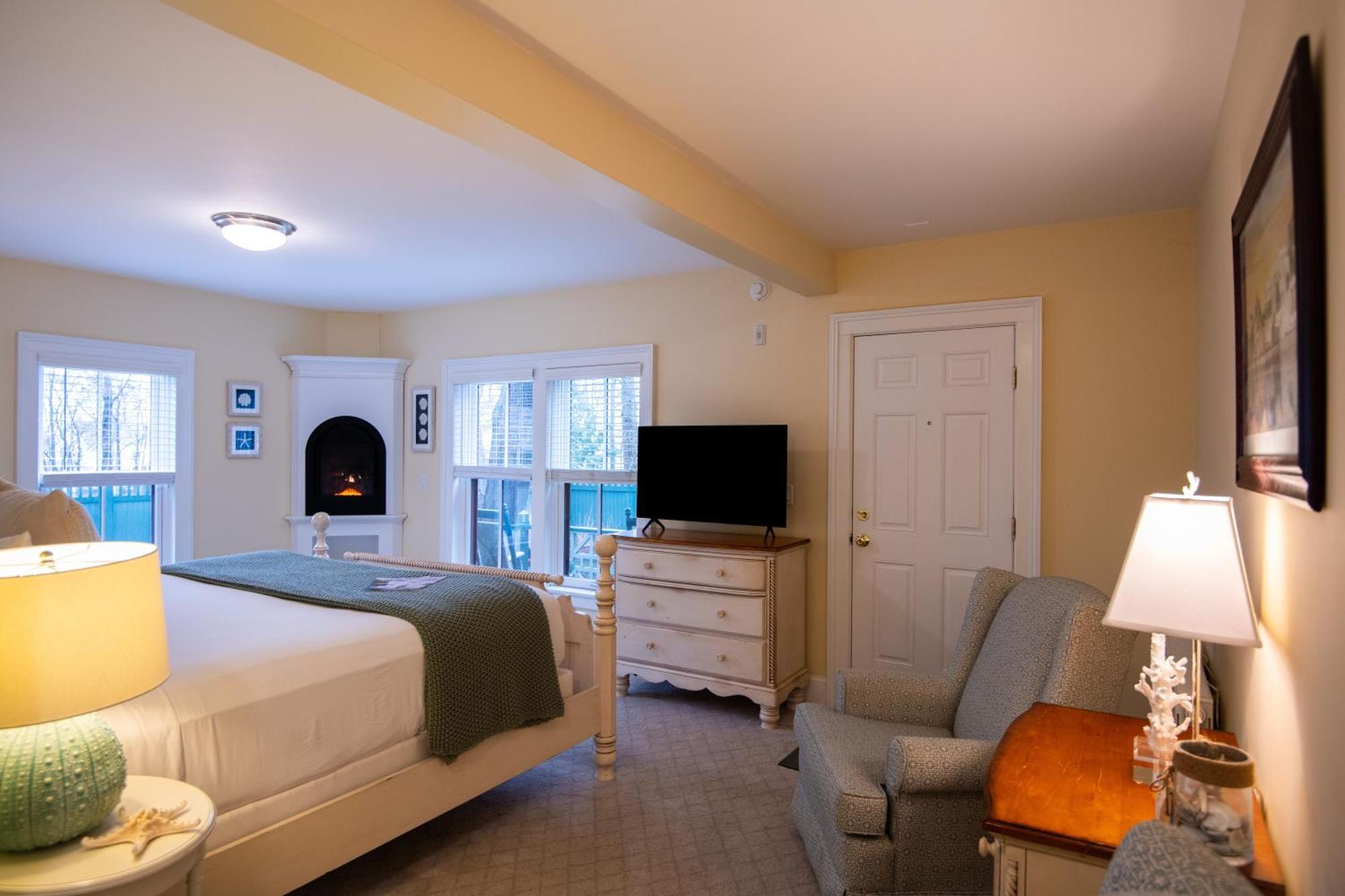 The Primrose 3*